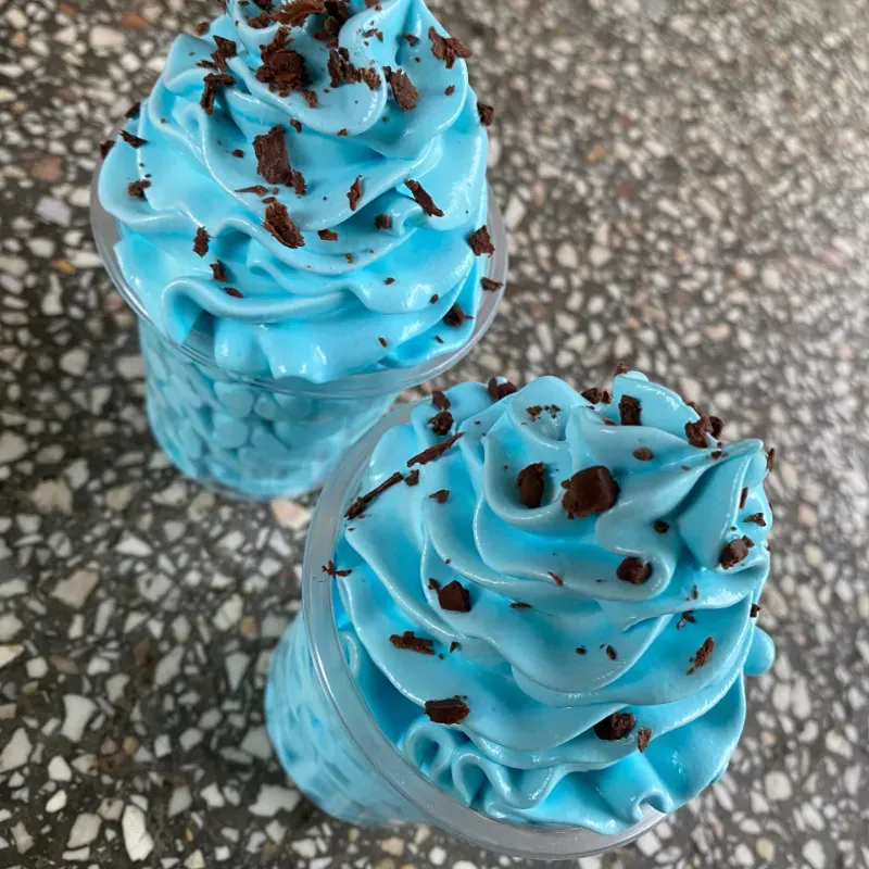 Merengue con chispitas de chocolate