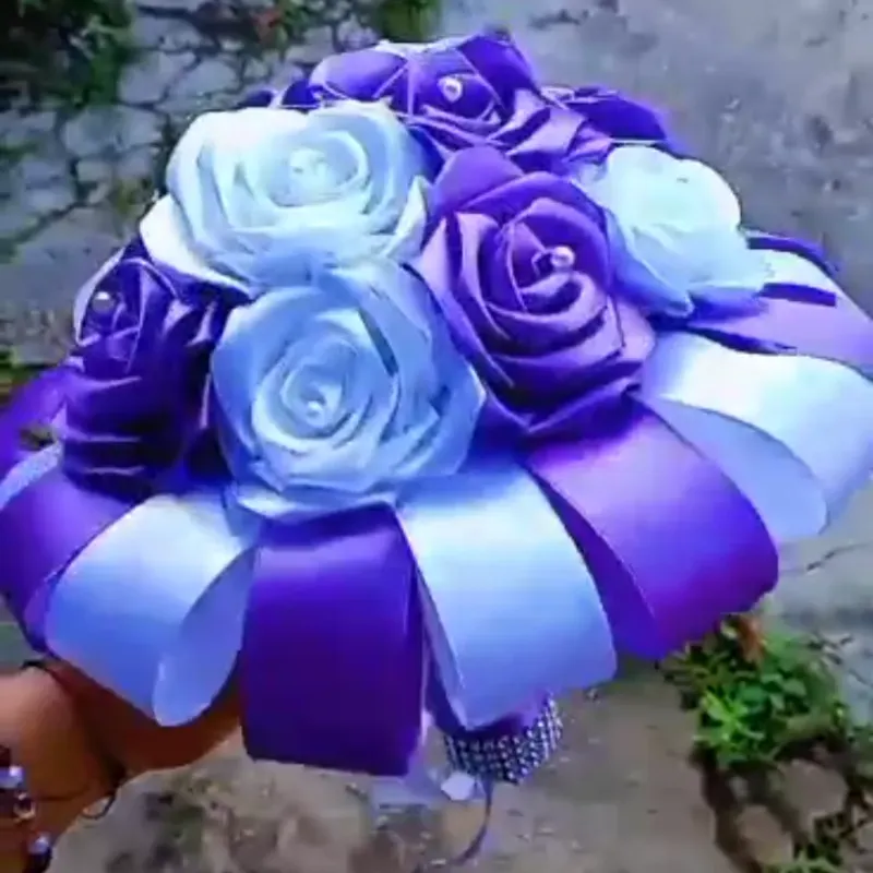 Ramo de rosas eternas para bodas