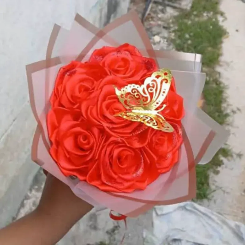 Ramo de rosas eternas 