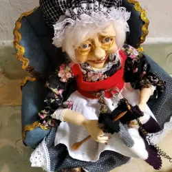 Ancianita Elisa 