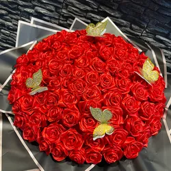 Ramo de 100 Rosas Eternas
