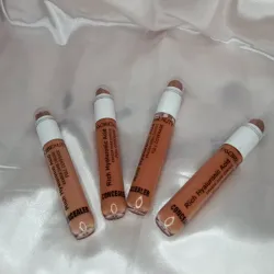 Corrector con Iluminador 2-1