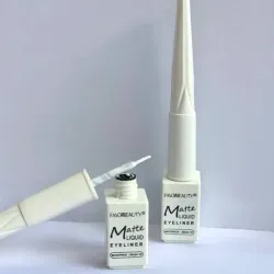 Delineador líquido blanco 