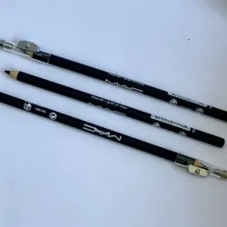 Lapiz de ojos MAC