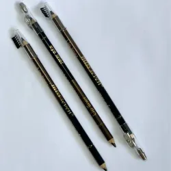 Lápiz de ojos y labios