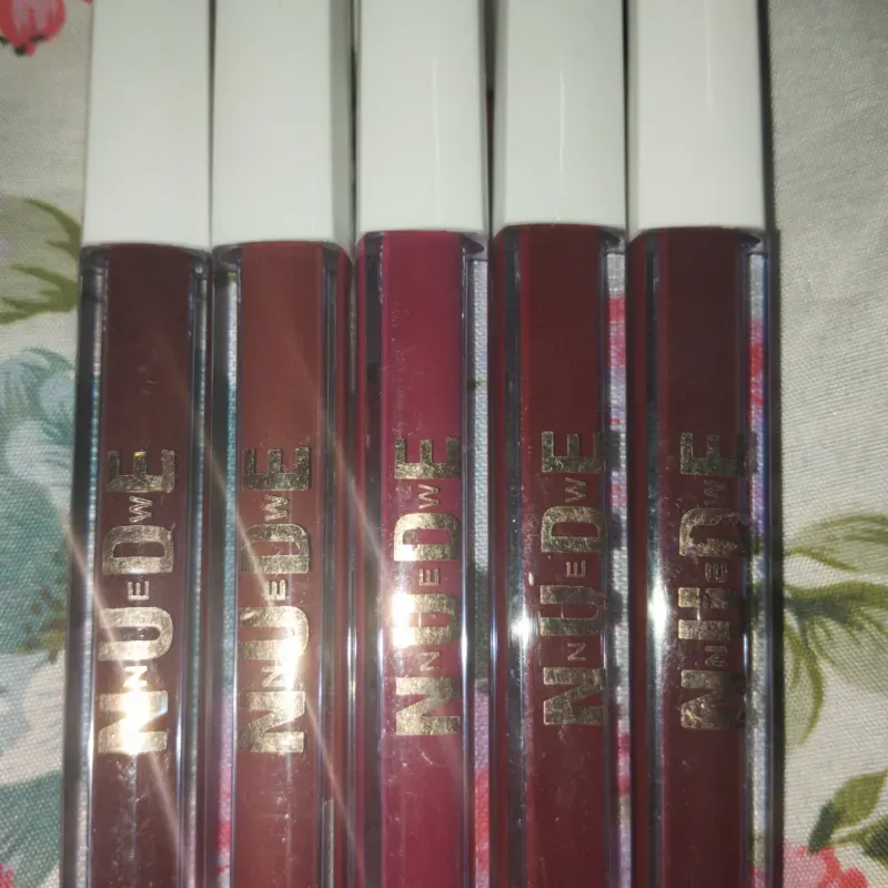 Labial matte