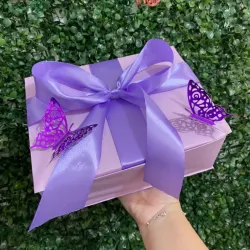 Flores y Mariposas 💜💜💜