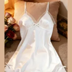 Babydoll satinado blanco