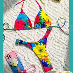 Bikini de hilo de flores
