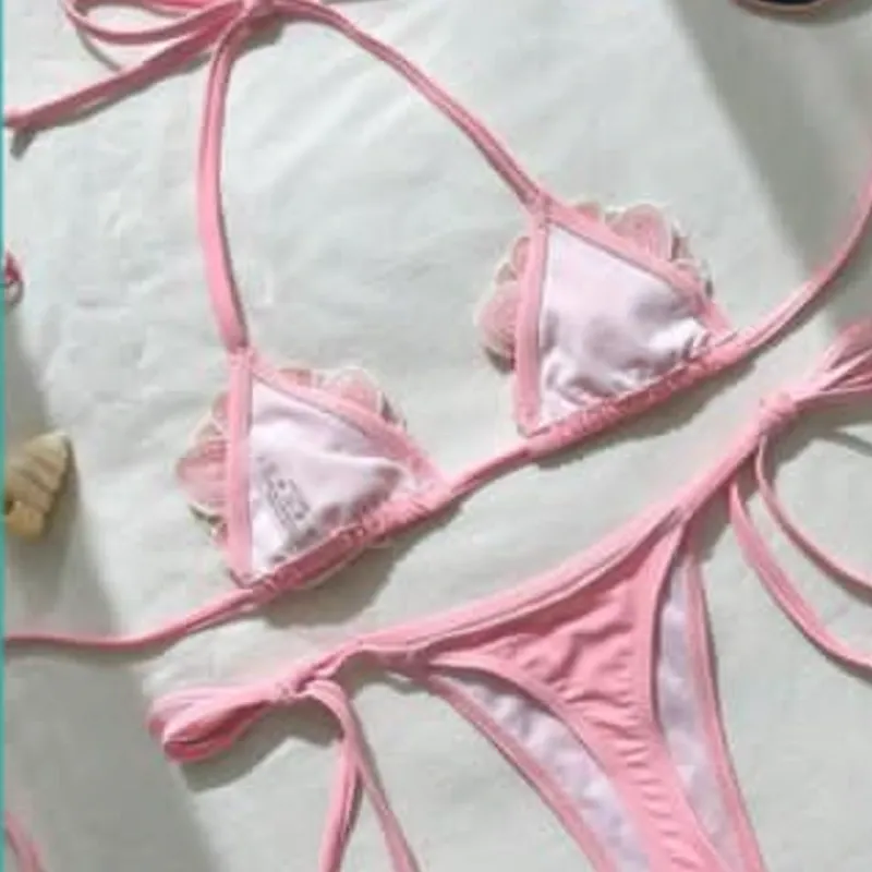Bikini rosa de flor