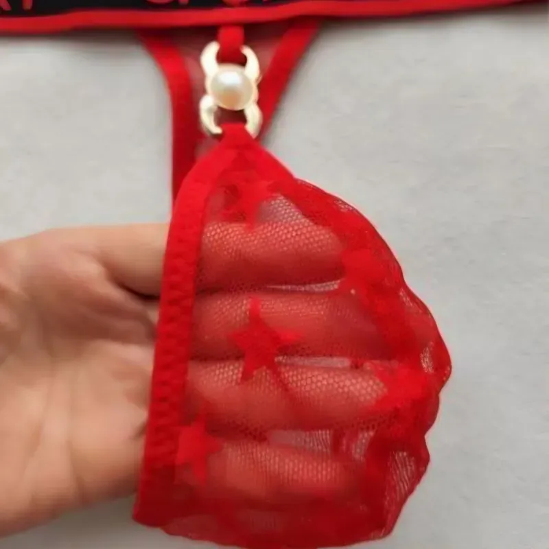 Lenceria de hombre rojo