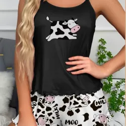 Pijama de dos piezas con vaquitas