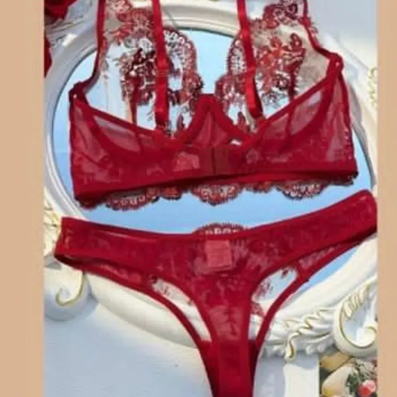 Set de dos piezas rojo y transparente