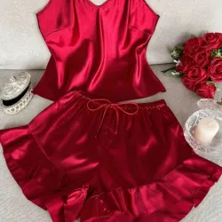 Set de pijama rojo satinado