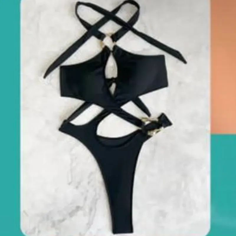 Triquini negro de hilo