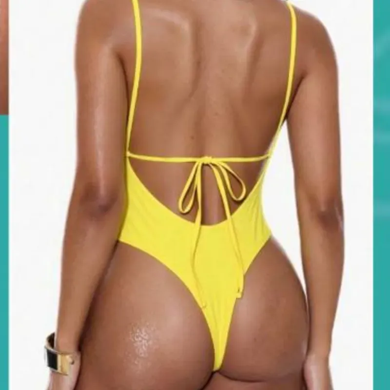 Truza de hilo amarilla