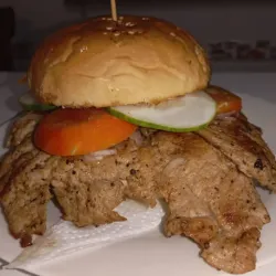Pan con bistec de cerdo