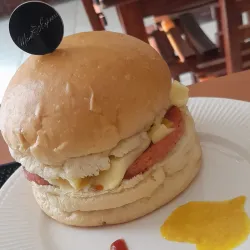 Sándwich Queso Gouda y Jamón