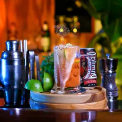 SERVICIO DE MICHELADA