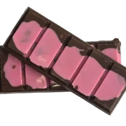 Tableta de chocolate negro y fresa crunchy