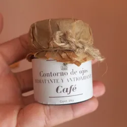 Contorno de ojos de café