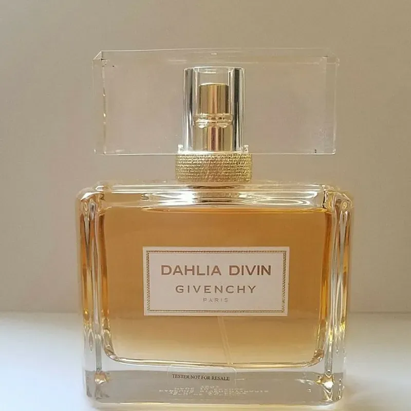 Perfume Dhalia Divin Givenchy
