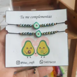 Pulsa de pareja aguacate
