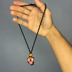 Collar porta piedras