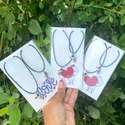 Pareja collares con astronautas simple