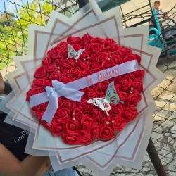 Ramo de 80 rosas eternas