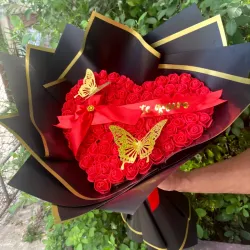 Ramo de corazón grande 