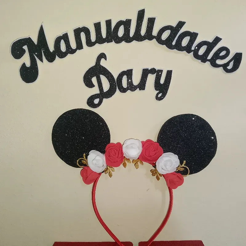 Cintillos de Minnie con rosas 