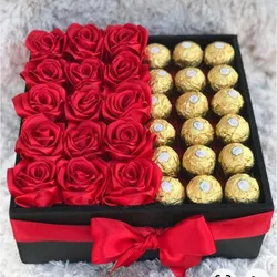15 rosas eternas+ 18 Ferreros Rocher