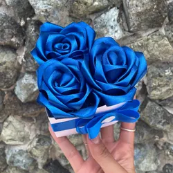 3 rosas