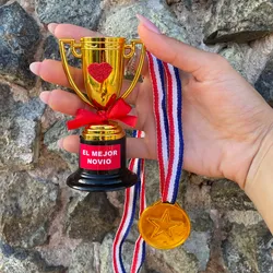 Copa al mejor + Medalla 