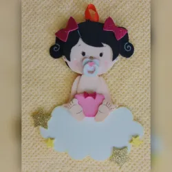 Bebé en la nube con chupete 