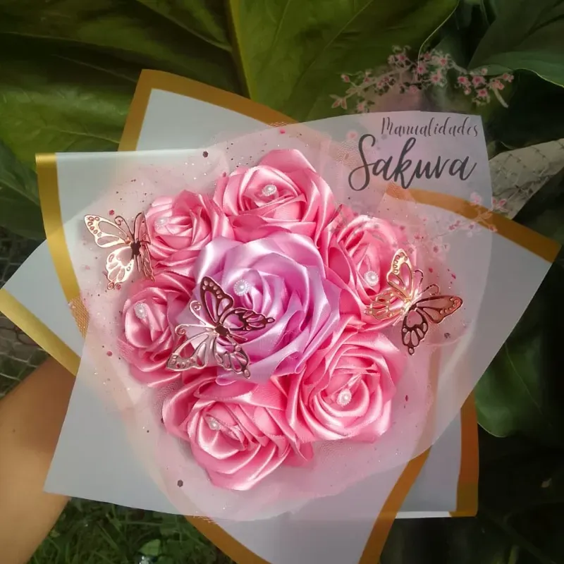 Ramo de rosas eternas 