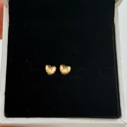 Aretes de corazón medianos lisos
