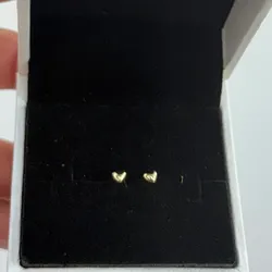 Aretes de corazón pequeños