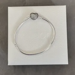 Corazón con circonias 