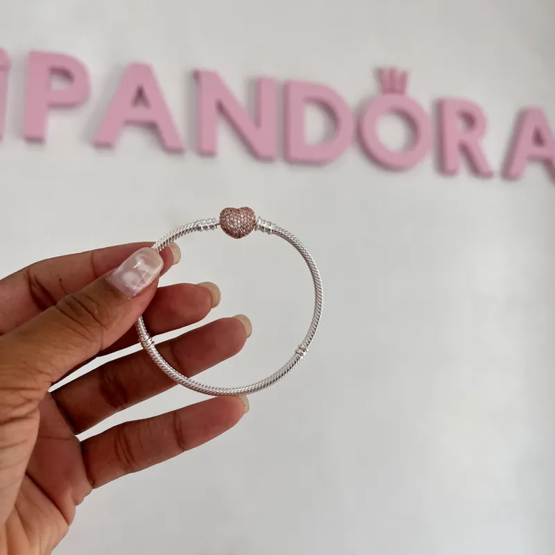 Corazón en pave rose gold