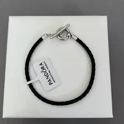 Cuero negro simple de aro