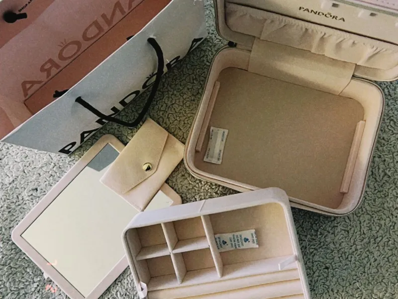 JOYEROS Y OTROS ACCESORIOS 👛