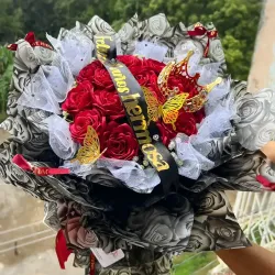 Ramo de 15 rosas eternas