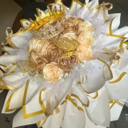 Ramo Golden Bouquet ✨20 rosas