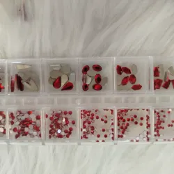 Caja d piedras d formas roja