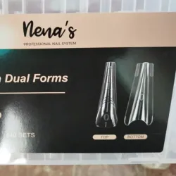 Caja de moldes 140 piezas