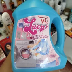 Detergente Lucy