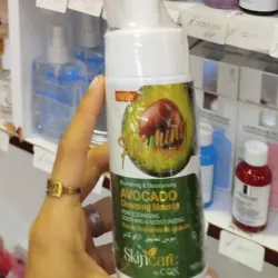 Espuma limpiadora de aguacate 