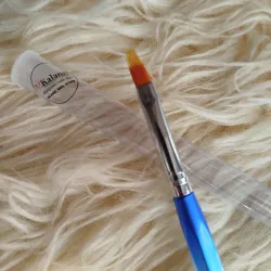 Pincel lengua de gato